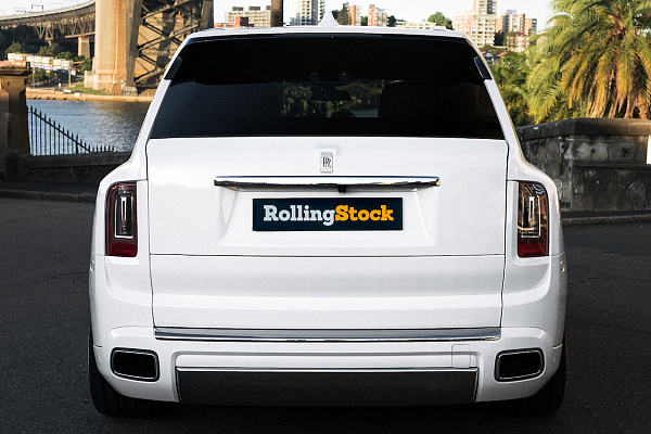 Фото дисков Strasse Wheels SV20M Deep Concave Duoblock RR Сатиновый тонированный лак на Rolls-Royce Cullinan