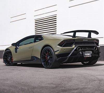 Фото дисков Brixton Forged PF10 на Lamborghini Huracan