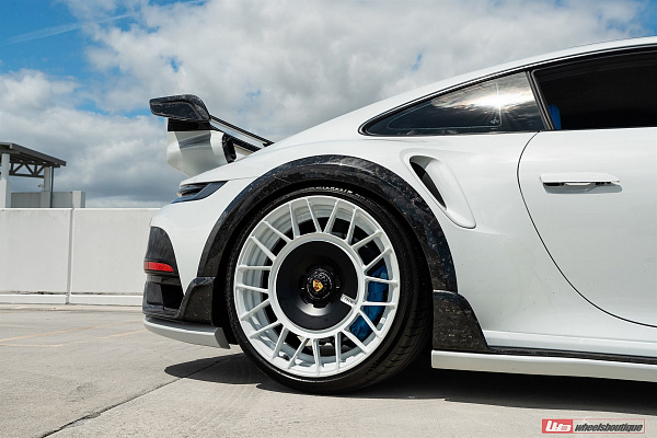 Фото дисков Anrky AN20 Aerosport Белый глянец на Porsche 911 VIII