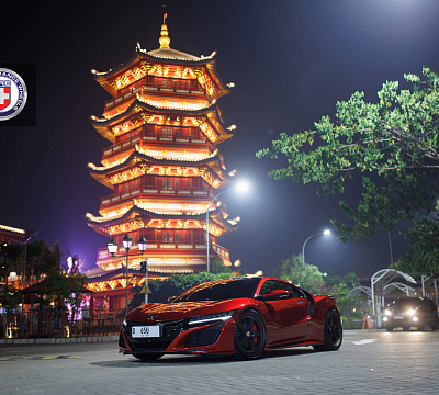 Фото дисков HRE 305 на Acura NSX II