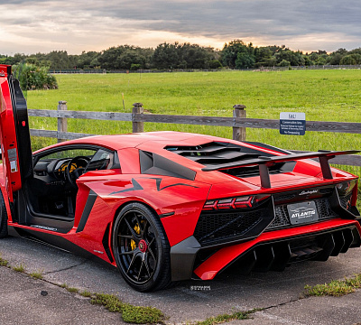 Фото дисков Strasse Wheels SM5R Deep Concave FS на Lamborghini Aventador