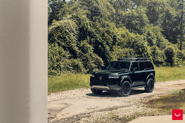 Фото дисков Vossen HFX-1 (6-Lug) Черный глянец на Lexus GX III
