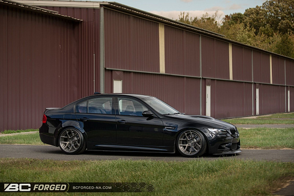 Фото дисков BC Forged HCS02 Глянцевый темный лак на BMW 3/M3 (E90)
