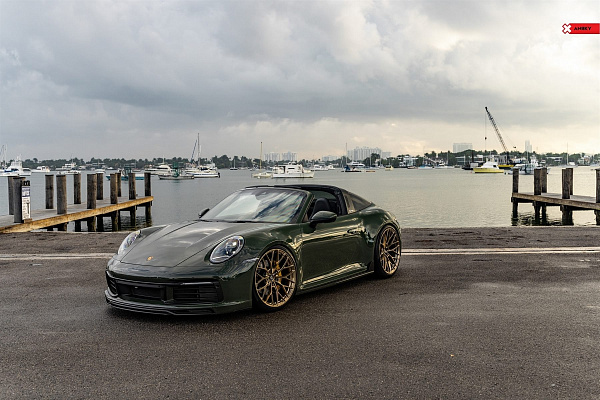 Фото дисков Anrky AN10 Глянцевое темное золото на Porsche 911 VIII