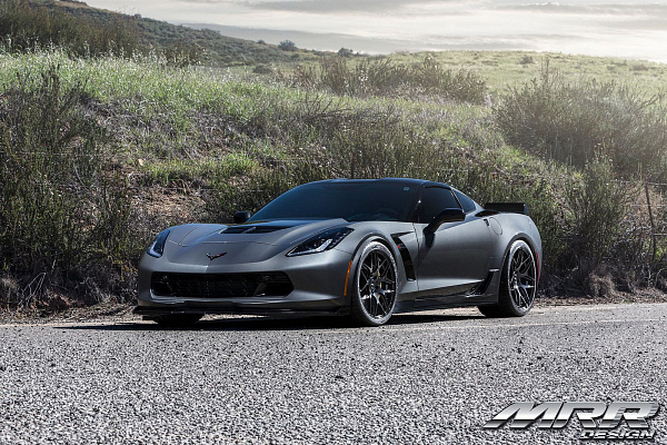 Фото дисков MRR FS01 Черный глянец на Chevrolet Corvette C7