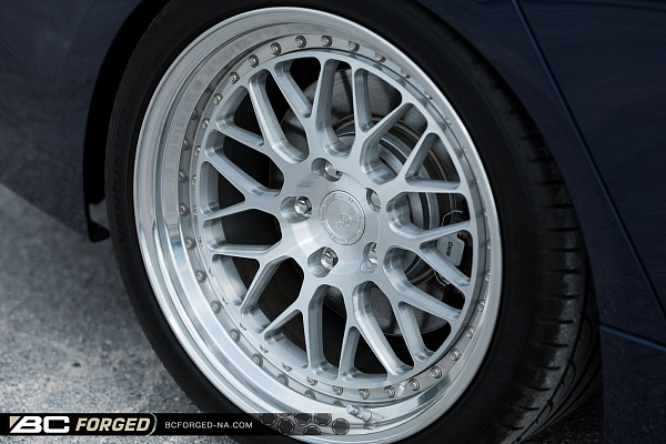 Фото дисков BC Forged LE81 // MLE81 Глянцевый лак на BMW 3/M3 (F3x/F80)