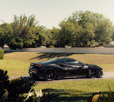 Фото дисков Vossen S21-01 на Ferrari 488