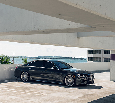Фото дисков Vossen S17-16 на Mercedes-Benz S-Class (W223)