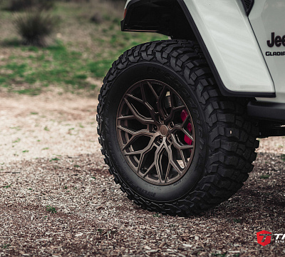 Фото дисков Vossen HF-2 на Jeep Gladiator II (JT)