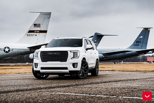 Фото дисков Vossen HF6-4 Черный глянец на GMC Yukon V