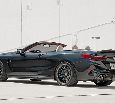 Фото дисков Strasse Wheels SV10M Track на BMW 8/M8