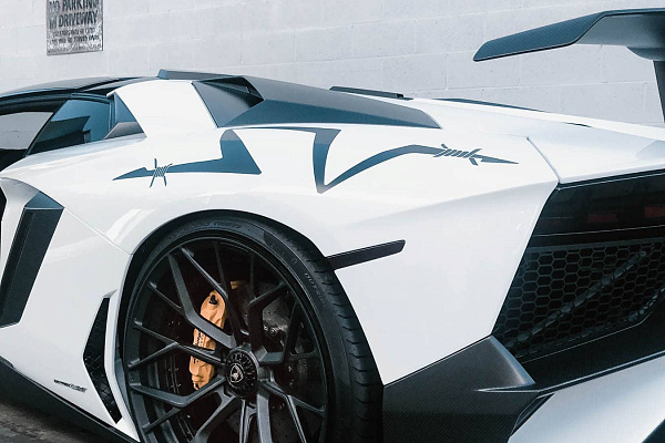 Фото дисков Brixton Forged PF10 Черный матовый на Lamborghini Aventador