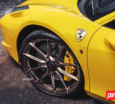 Фото дисков NOVITEC NF10 на Ferrari 458