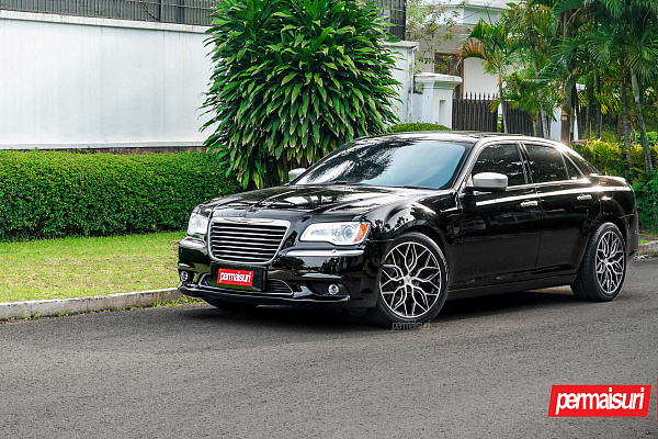 Фото дисков Vossen HF-2 Алмазная проточка на Chrysler 300 II