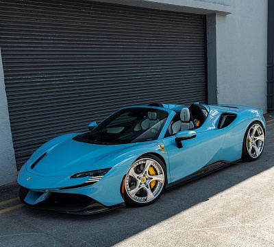 Фото дисков Anrky XR-305 на Ferrari SF90