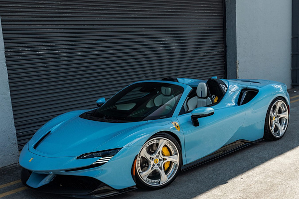 Фото дисков Anrky XR-305 Глянцевый лак на Ferrari SF90