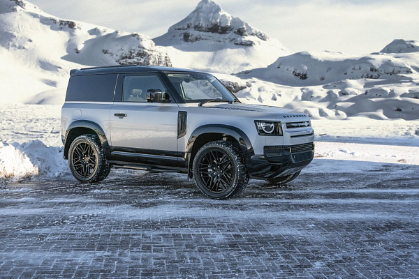 Фото дисков Bola FP1 Черный глянец на Land Rover Defender II