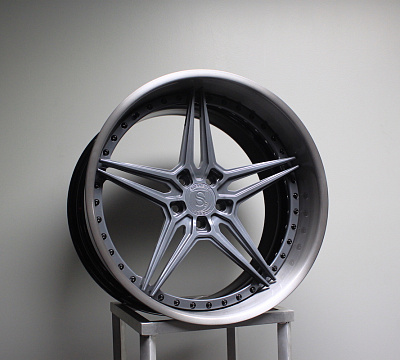 Strasse Wheels SV2 Deep Concave FS