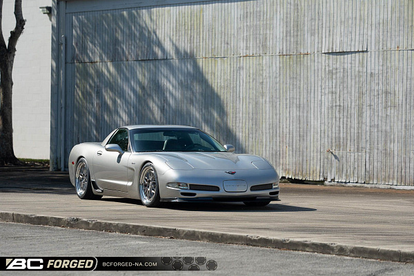 Фото дисков BC Forged LE81 // MLE81 Глянцевый тонированный лак на Chevrolet Corvette C5