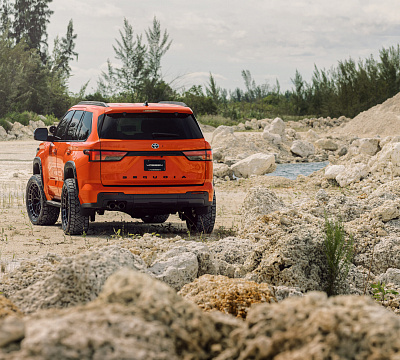 Фото дисков Vossen HFX-1 (6-Lug) на Toyota Sequoia III