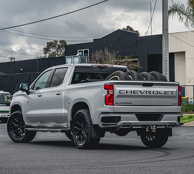 Фото дисков Vossen HF6-4 на Chevrolet Silverado IV