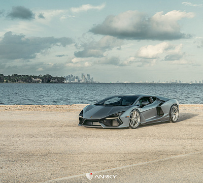 Фото дисков Anrky XR-301 на Lamborghini Revuelto