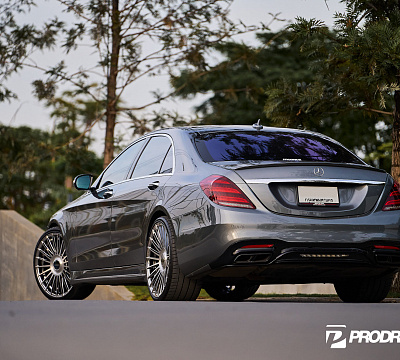 Фото дисков Vossen HF-8 на Mercedes-Benz S-Class (W222, C217)