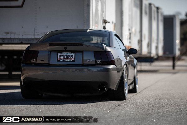 Фото дисков BC Forged LE81 // MLE81 Глянцевый лак на Ford Mustang IV