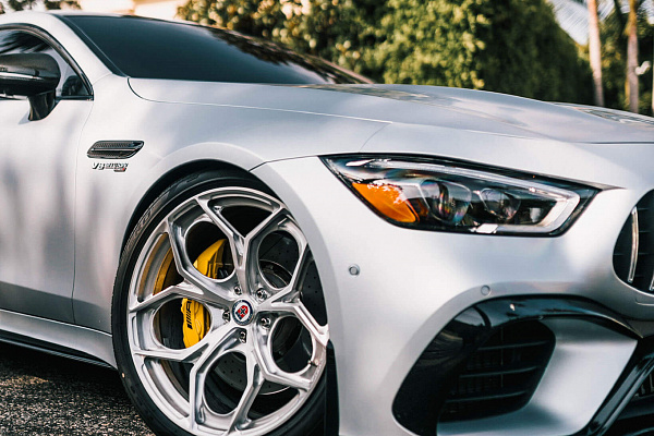 Фото дисков HRE P111SC Глянцевый лак на Mercedes-Benz AMG GT I