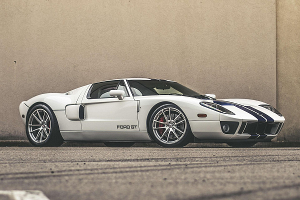 Ford GT