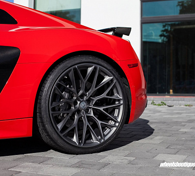 Фото дисков HRE P200 на Audi R8 (4S)