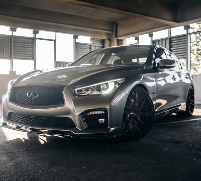 Фото дисков Vossen HF-2 на Infiniti Q50
