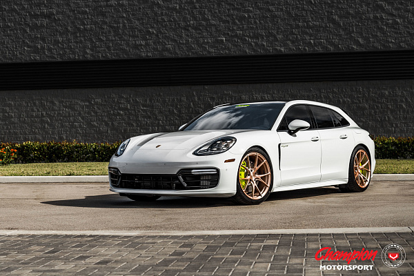Фото дисков Vossen RS74 Глянцевая медь на Porsche Panamera II