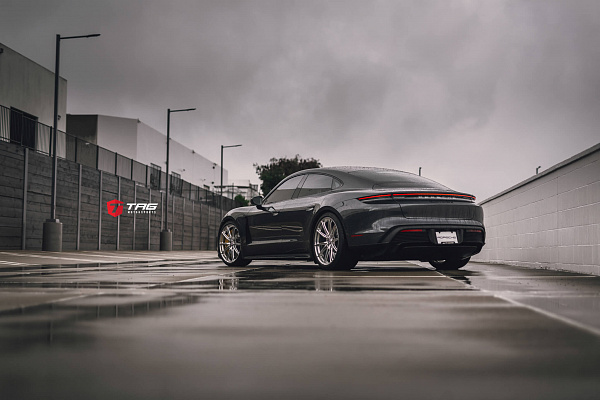 Porsche Taycan Turbo S
