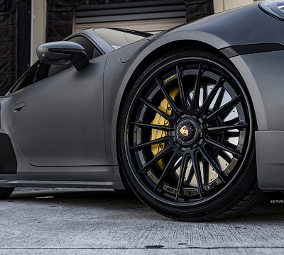 Фото дисков Strasse Wheels SV15 Deep Concave FS на Porsche 911 VIII