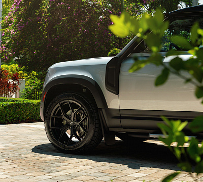 Фото дисков Vossen HF-5 на Land Rover Defender II
