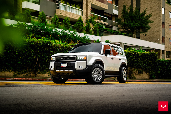 Фото дисков Vossen HFX-1 (6-Lug) Серебро на Toyota Land Cruiser Prado 250