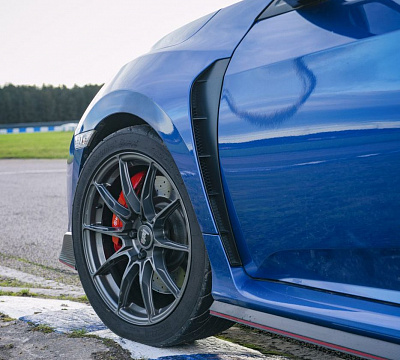 Фото дисков Bola FLB на Honda Civic Type R FK8