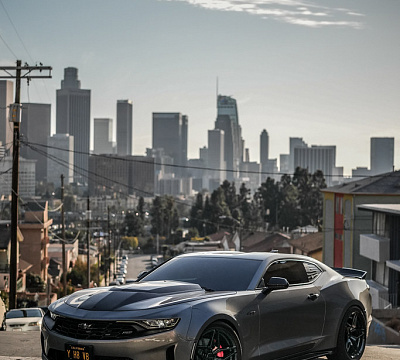 Фото дисков MRR M755 на Chevrolet Camaro VI