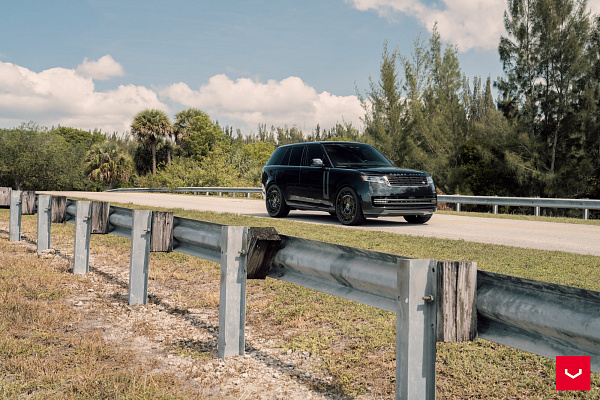 Фото дисков Vossen HF-9 Черный глянец на Land Rover Range Rover V