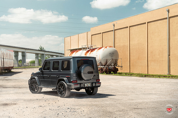 Фото дисков Vossen S21-01 Черный сатин на Mercedes-Benz G-Class III
