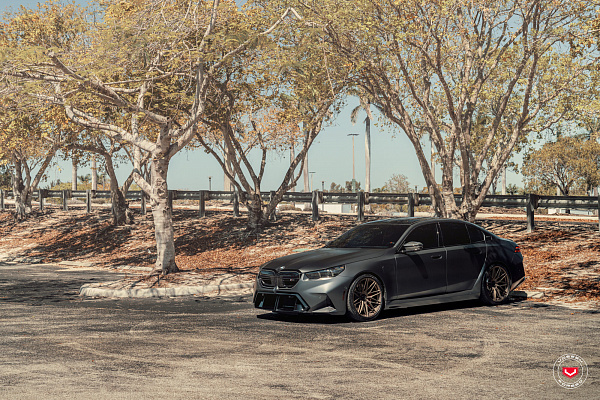 Фото дисков Vossen VPS-4 Сатиновая бронза на BMW 5/M5 (G60/G90)