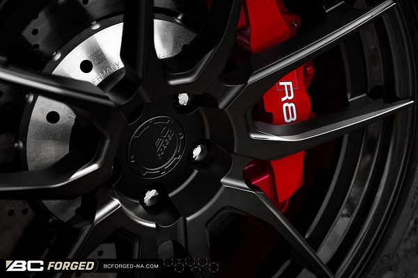 Фото дисков BC Forged HCA162 Черный матовый на Audi R8 (4S)
