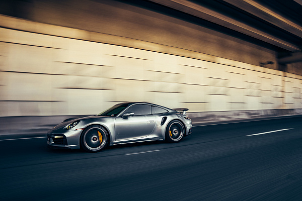 Фото дисков Strasse Wheels SM5 Deep Concave Duoblock Сатиновый темный лак на Porsche 911 VIII
