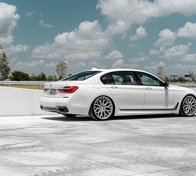 Фото дисков Vossen HF-2 на BMW 7 (G11/G12)