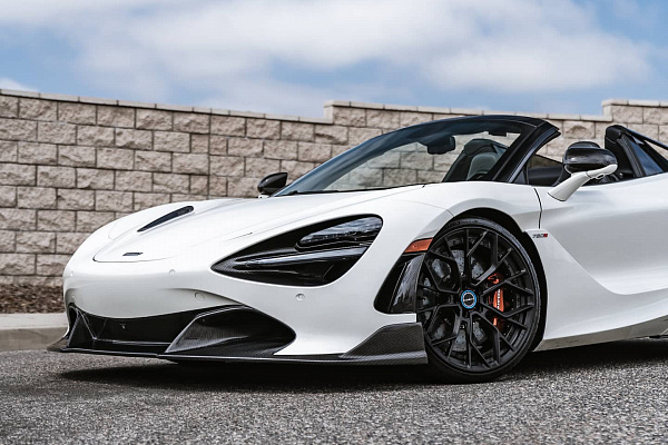 Фото дисков Brixton Forged PF10 Черный сатин на McLaren 720S