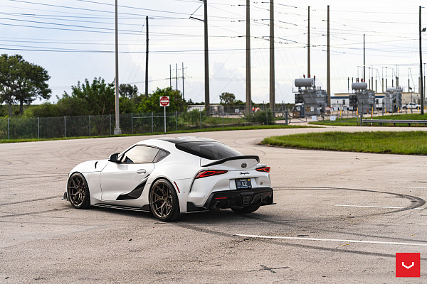 Фото дисков Vossen HF-5 Сатиновая бронза на Toyota Supra A90