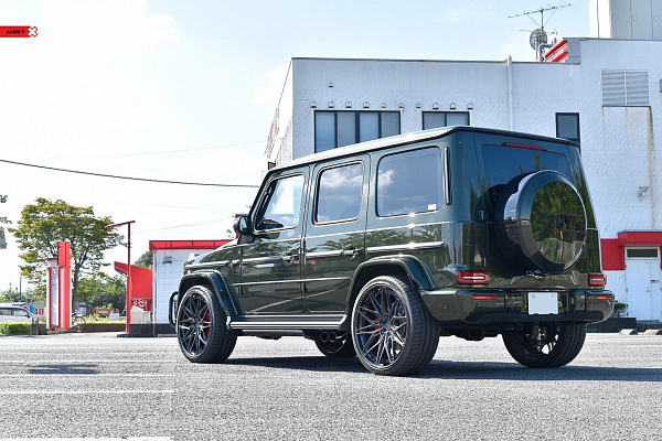 Mercedes-Benz G63 AMG