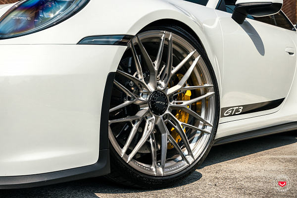 Фото дисков Vossen S21-02 Глянцевый тонированный лак на Porsche 911 VIII