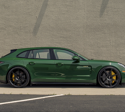 Фото дисков Rotiform FRA на Porsche Panamera III